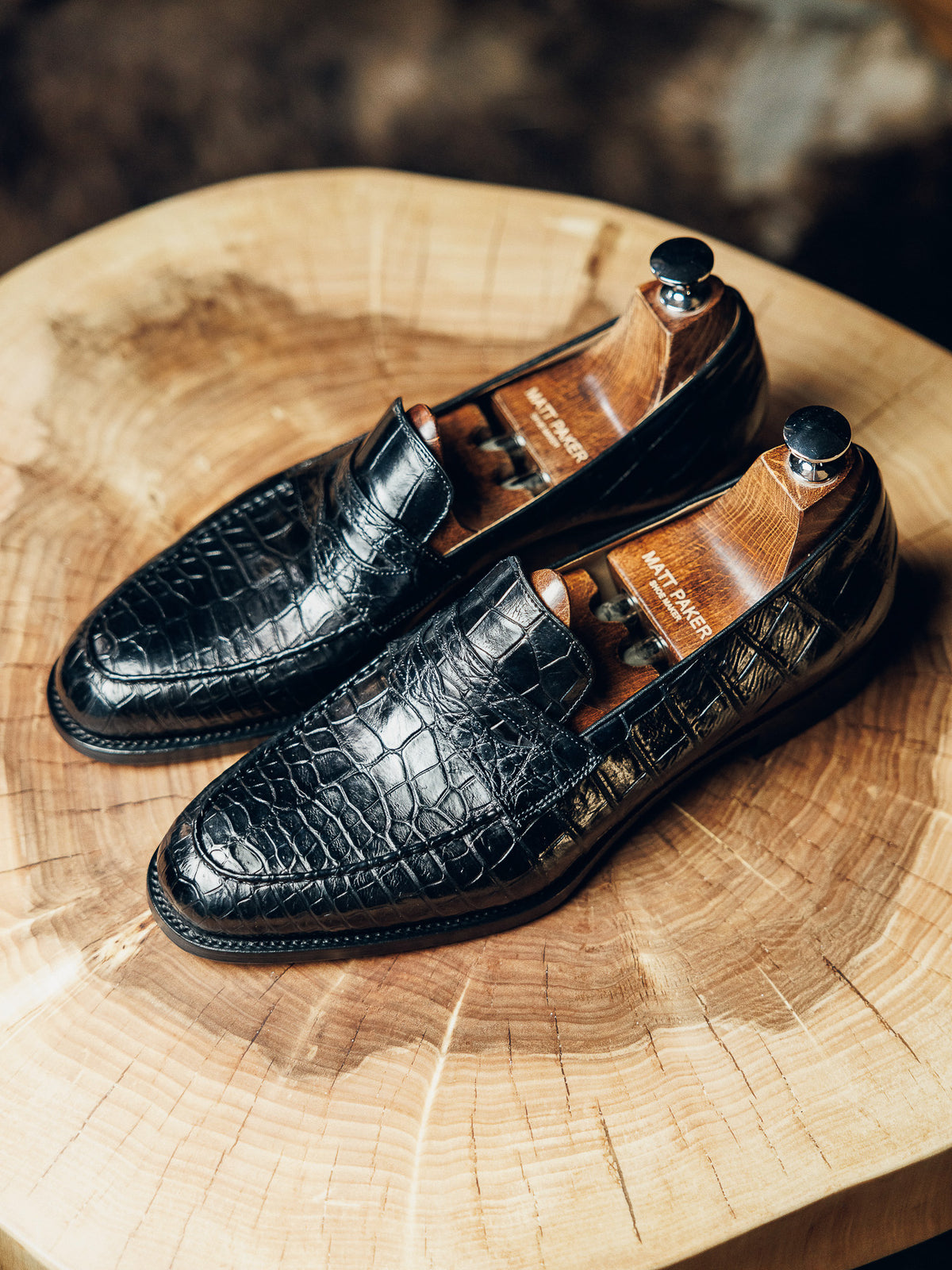 ED134 | BLACK CROCO PENNY LOAFERS
