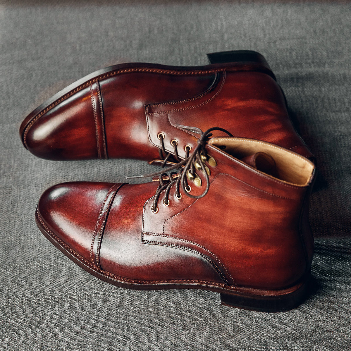 ED213 | BURGUNDY DERBY BOOTS