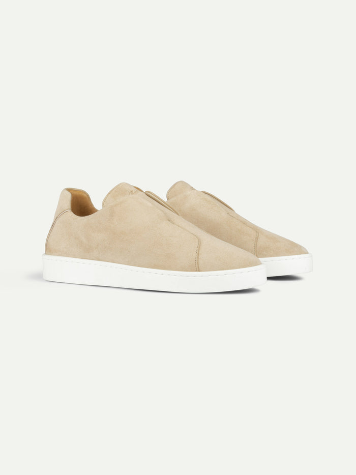 LIGHT BEIGE SUEDE SNEAKER