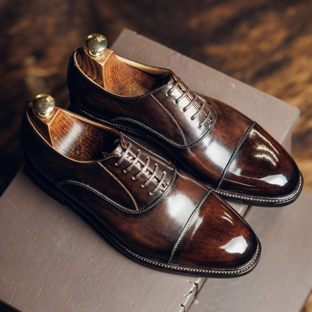 OXFORDS WITH CUT-OFF | PATINA FINISH