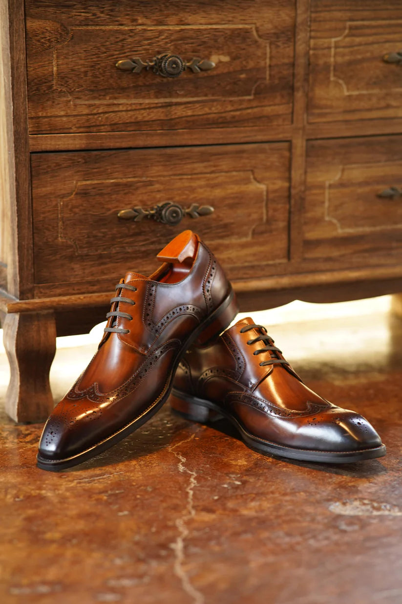BROWN SQUARE TOE DERBY