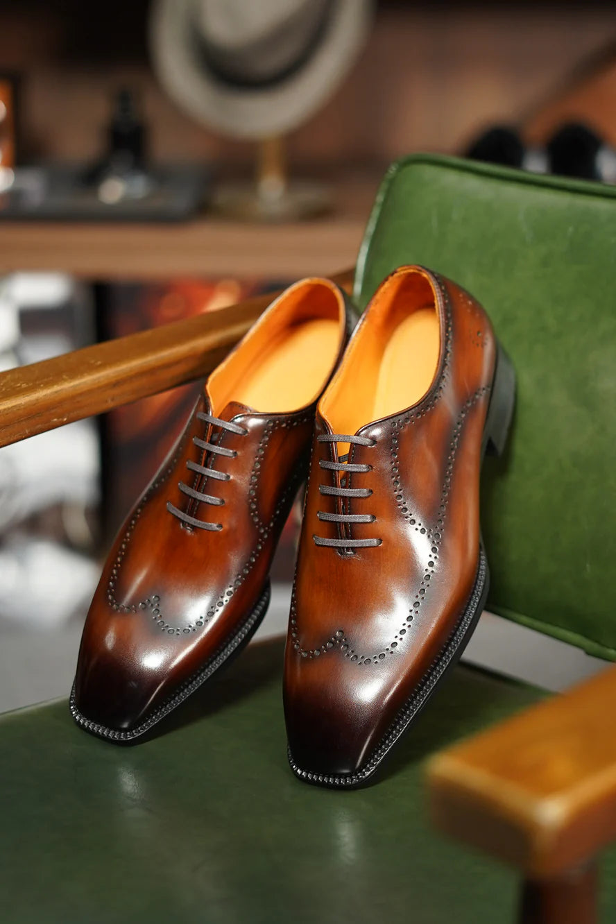 BROGUE OXFORDS | BROWN CRUST LEATHER