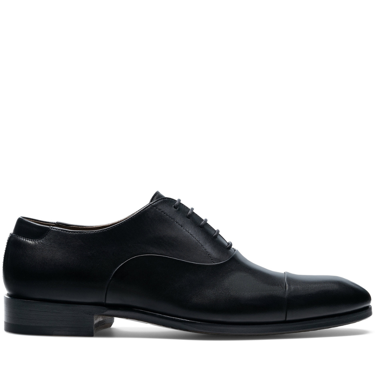 RON | BLACK LACEUPS