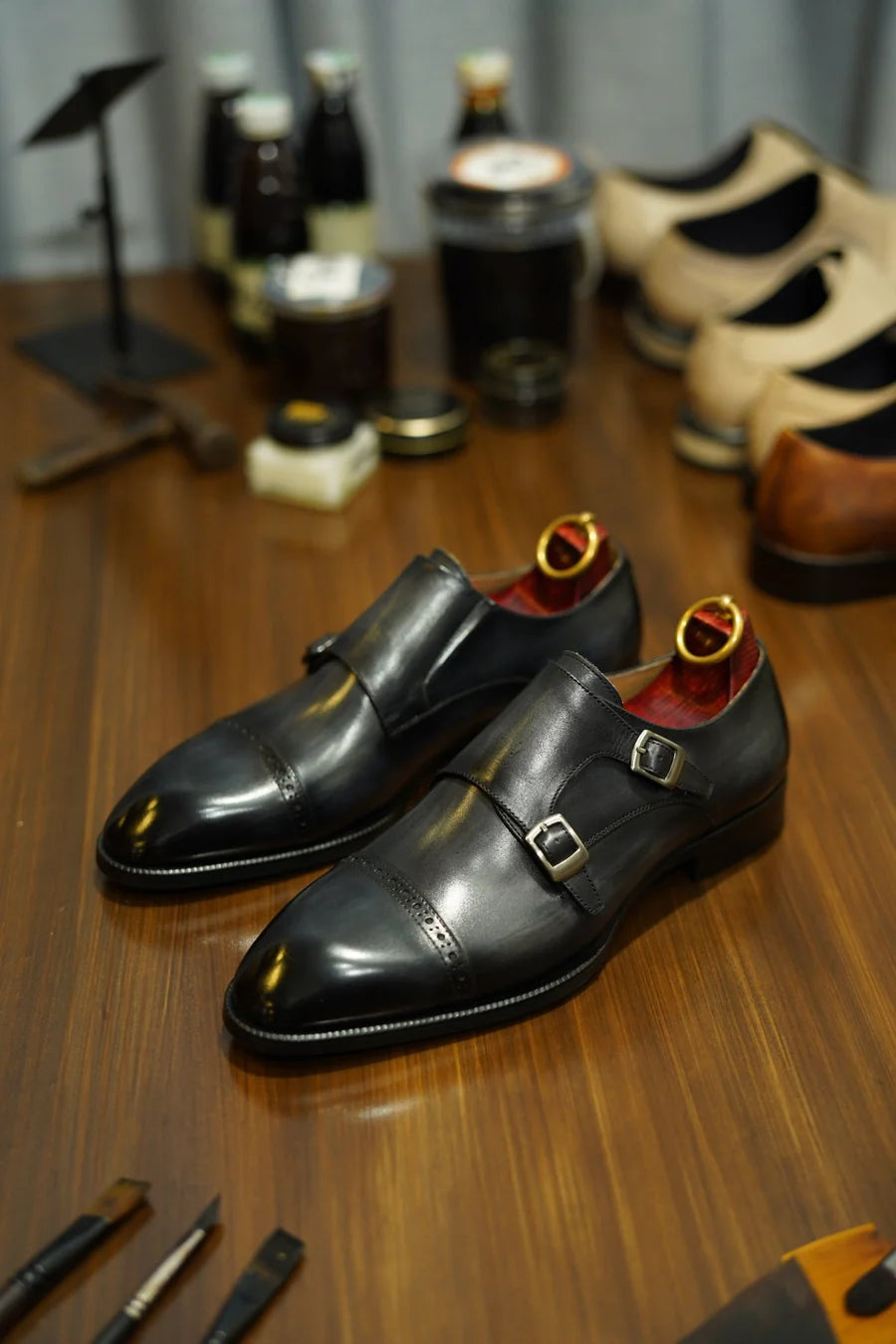 GREY DOUBLE MONKSTRAP LEATHER SHOES