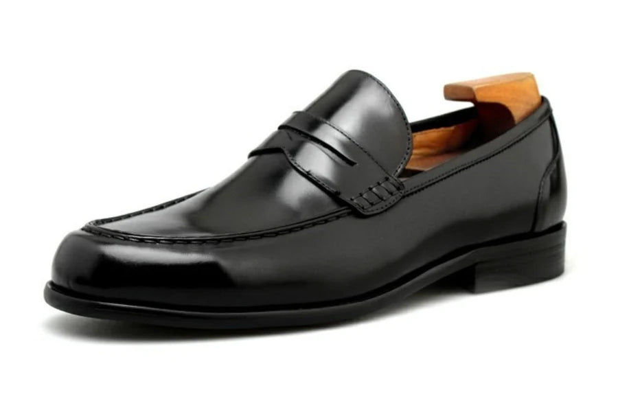 BLACK ROUND TOE LEATHER LOAFERS