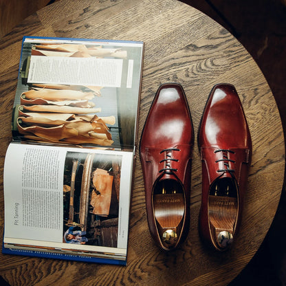 BURGUNDY CLASSIC DERBY | PATINA FINISH