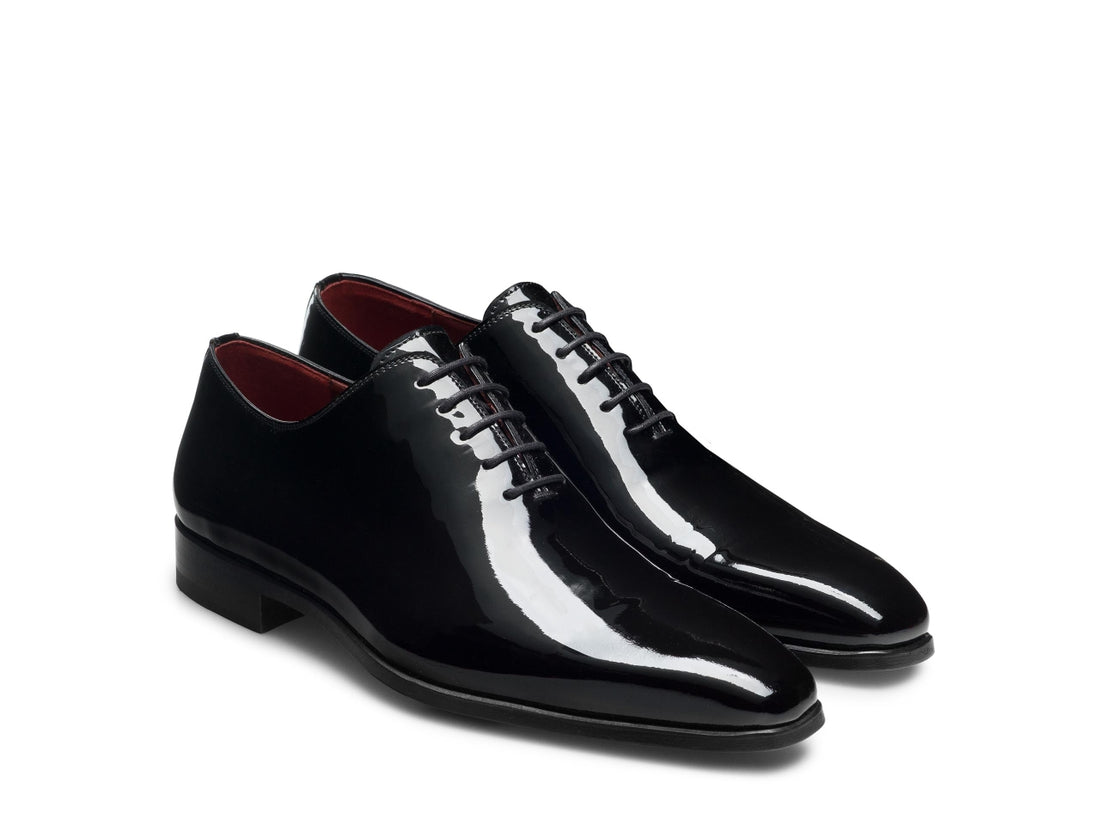 AUGUSTUS | BLACK PATENT LACE UPS