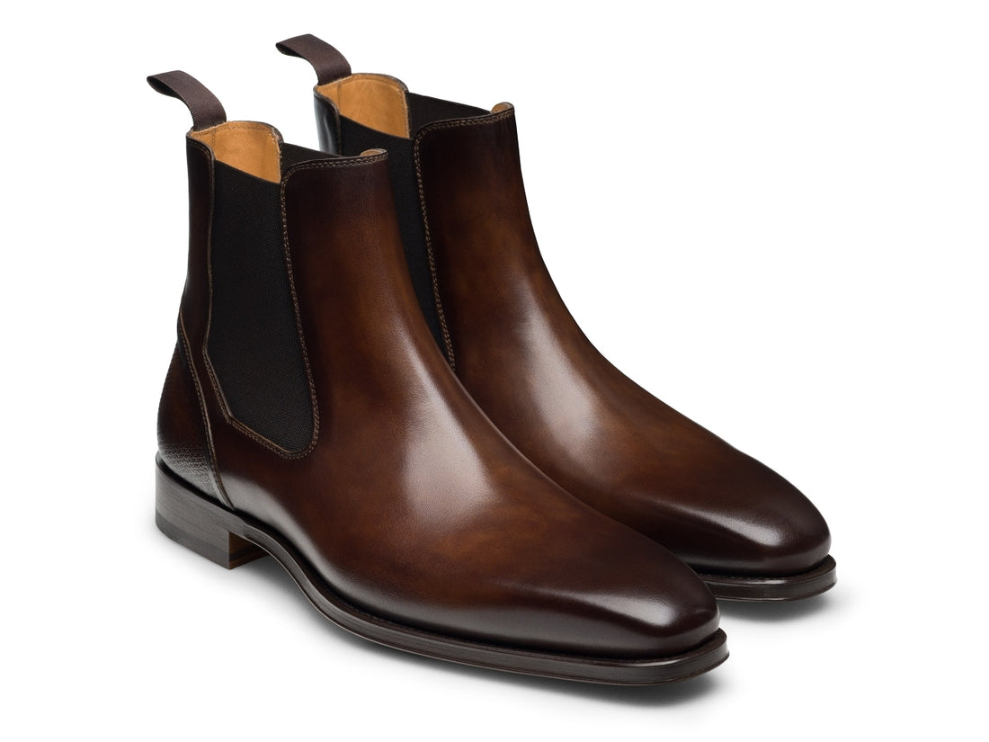 CHELSEA BOOTS | BROWN SLEEK FINISH