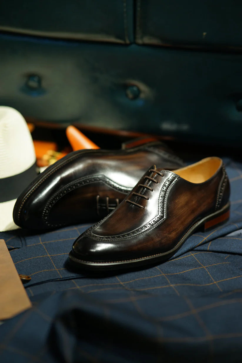 BROWN ROUND TOE BROGUE OXFORD