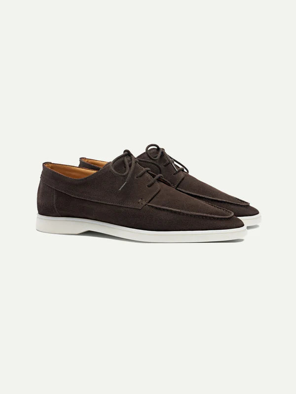 BOAT SHOES | brown suede