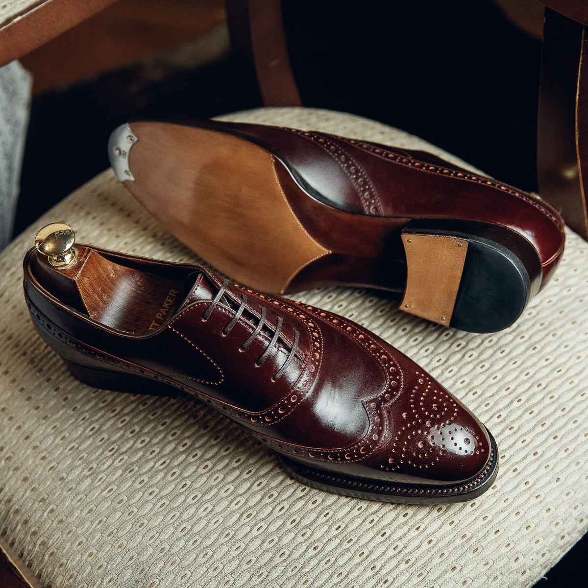 ED174 | BURGUNDY METAL TOE BROGUE