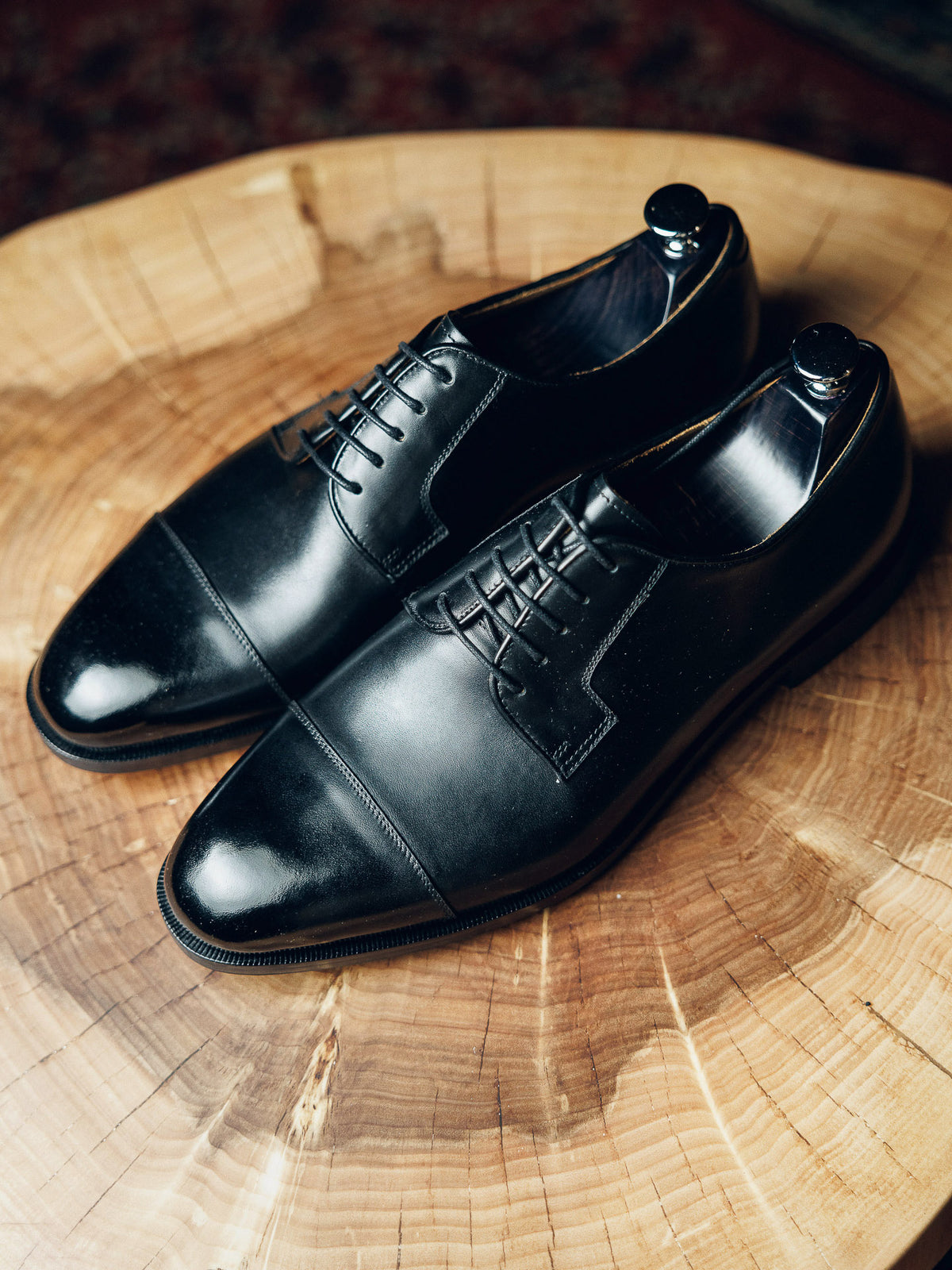 ED116 | BLACK CAP TOE DERBY