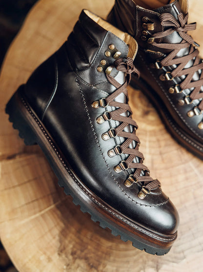 ED195 | BLACK HICKING BOOTS