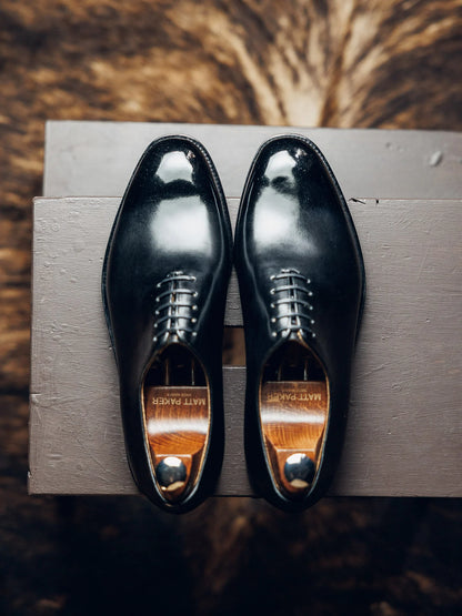 CLASSIC BLACK OXFORDS | PATINA FINISH