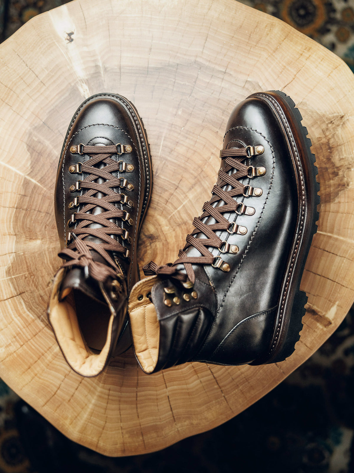 ED195 | BLACK HICKING BOOTS