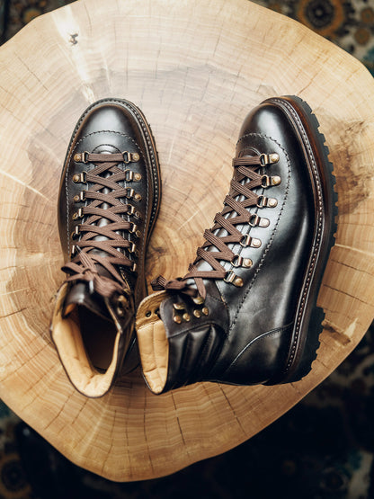 ED195 | BLACK HICKING BOOTS