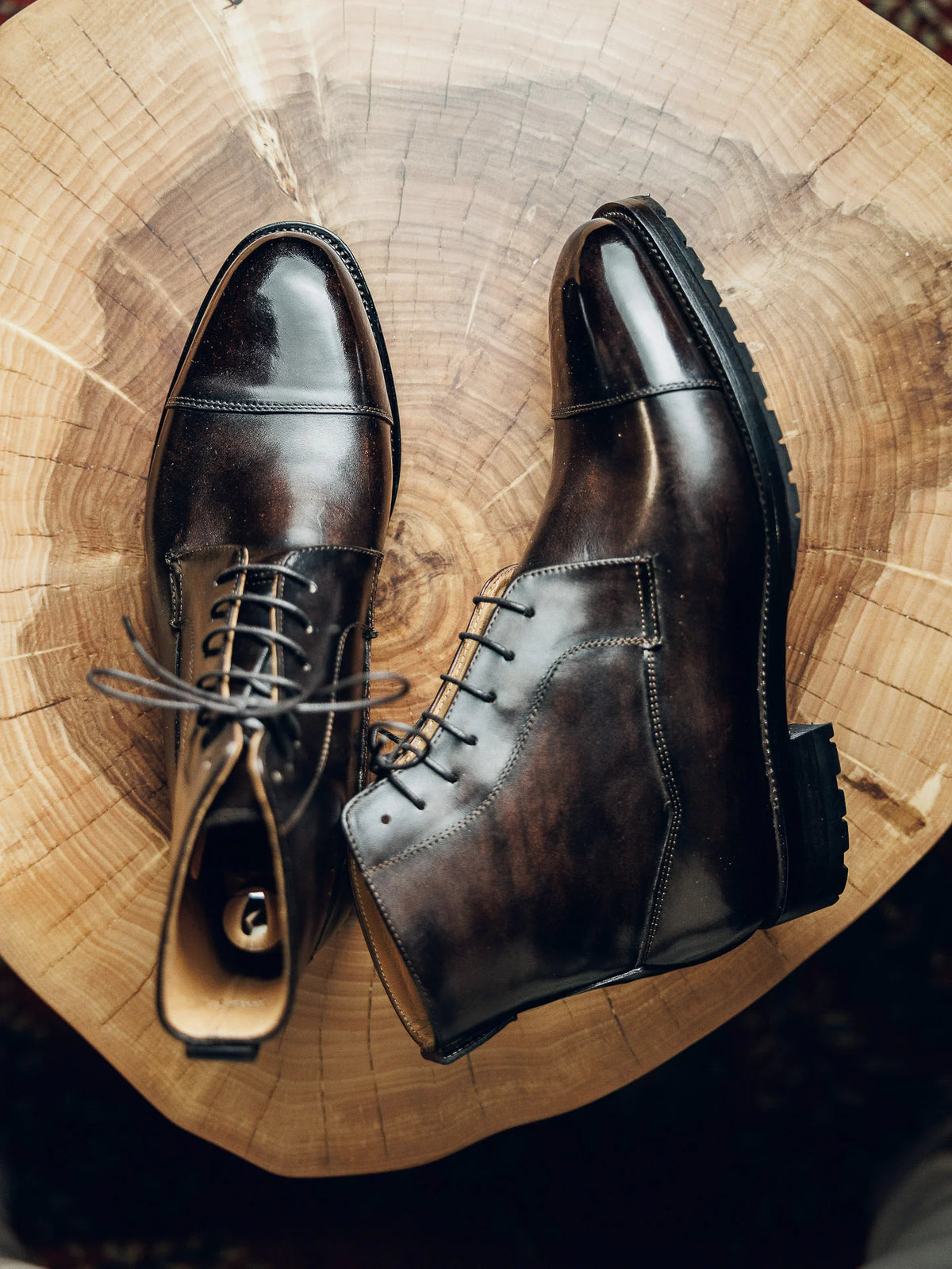 ED199 | PIANO WALNUT CAPTOE BOOTS