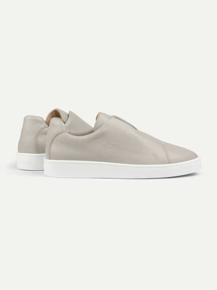 LIGHT GREY LEATHER SNEAKER