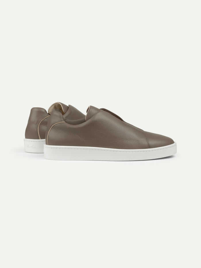 DARK GREY LEATHER SNEAKER
