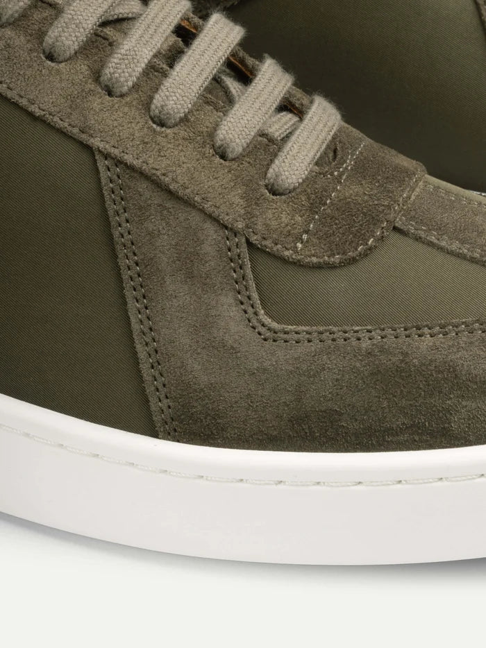 OLIVE SUEDE SNEAKER