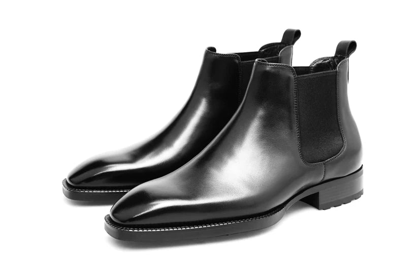 CLASSIC BLACK CHELSEA BOOTS