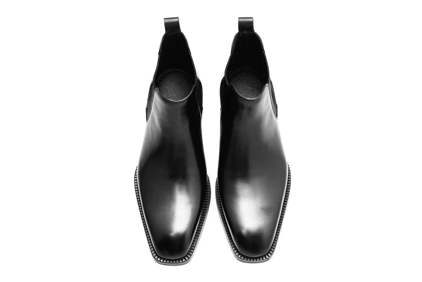 CLASSIC BLACK CHELSEA BOOTS