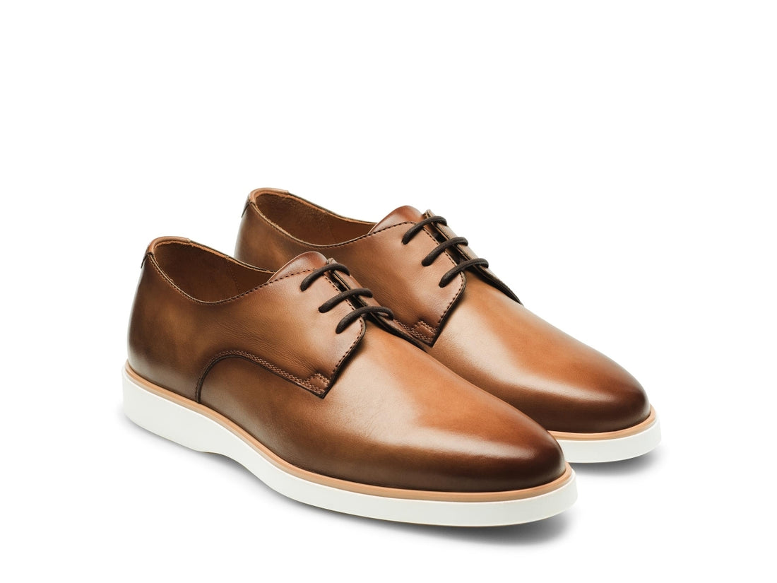COMFORTABLE DARK TAN LEATHER LACE UPS