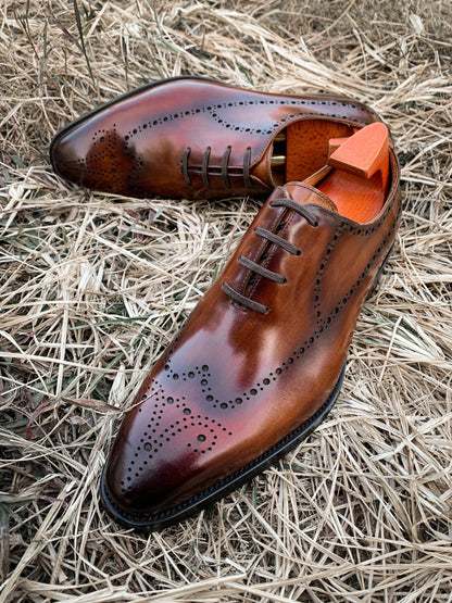 ELEGANT COGNAC BROGUE OXFORD LACEUPS