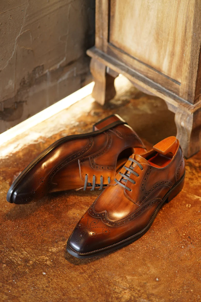 BROWN SQUARE TOE DERBY