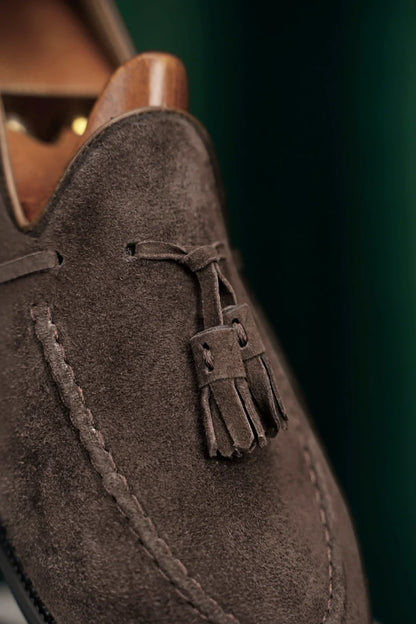 BROWN SUEDE LOAFER WITH TASSEL
