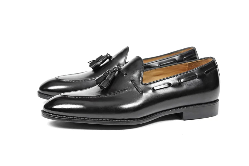 BLACK TASSEL PENNY LOAFER
