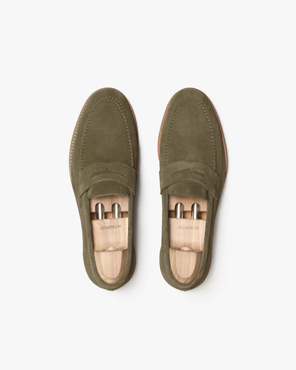 CROWN | GREEN SUEDE LOAFER