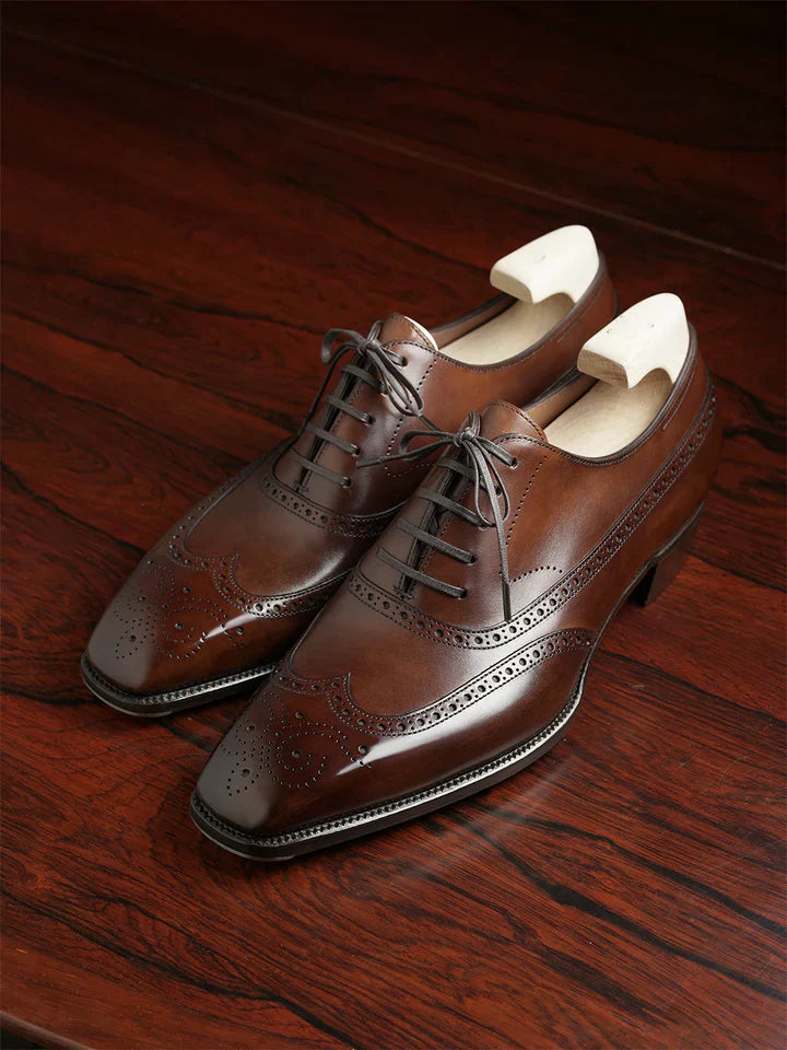 BROWN LEATHER WINGTIP OXFORD WITH BROGUES
