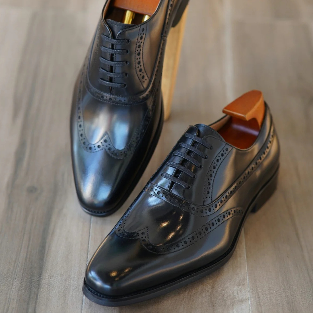 LONG WING OXFORD | BLACK SMOOTH LEATHER