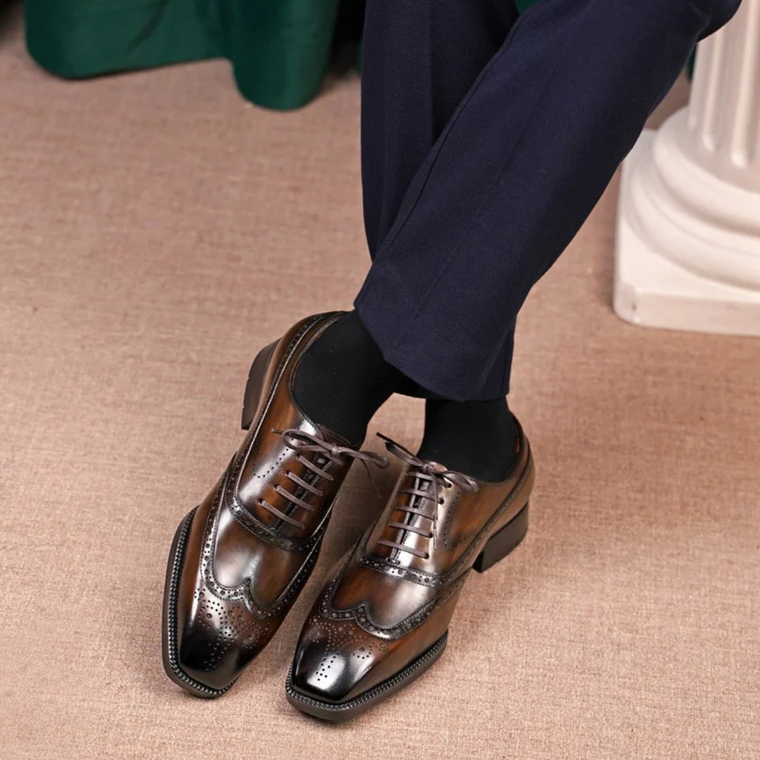 WINGTIP OXFORDS | BROWN CRUST LEATHER