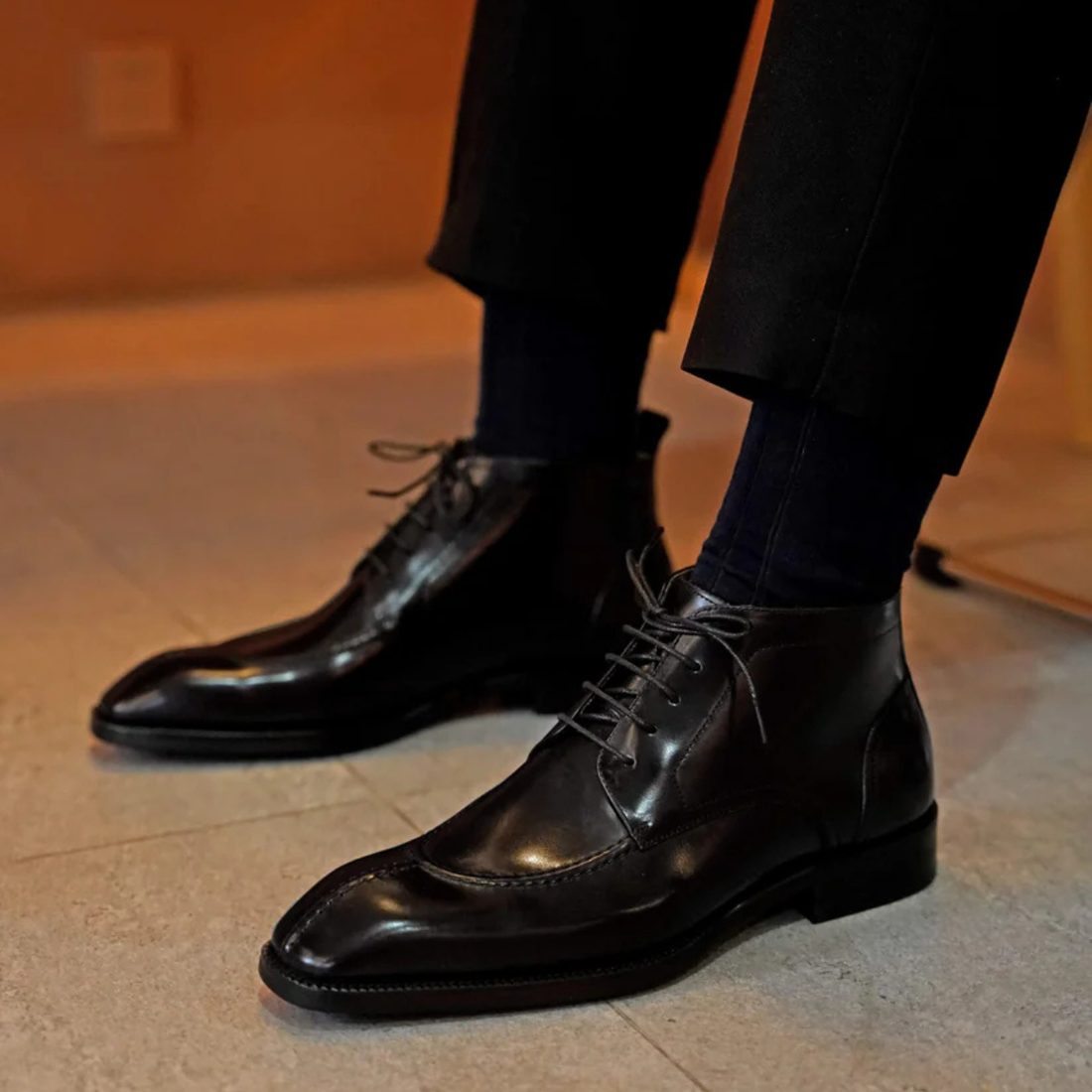 BLACK CLASSIC LEATHER BOOT