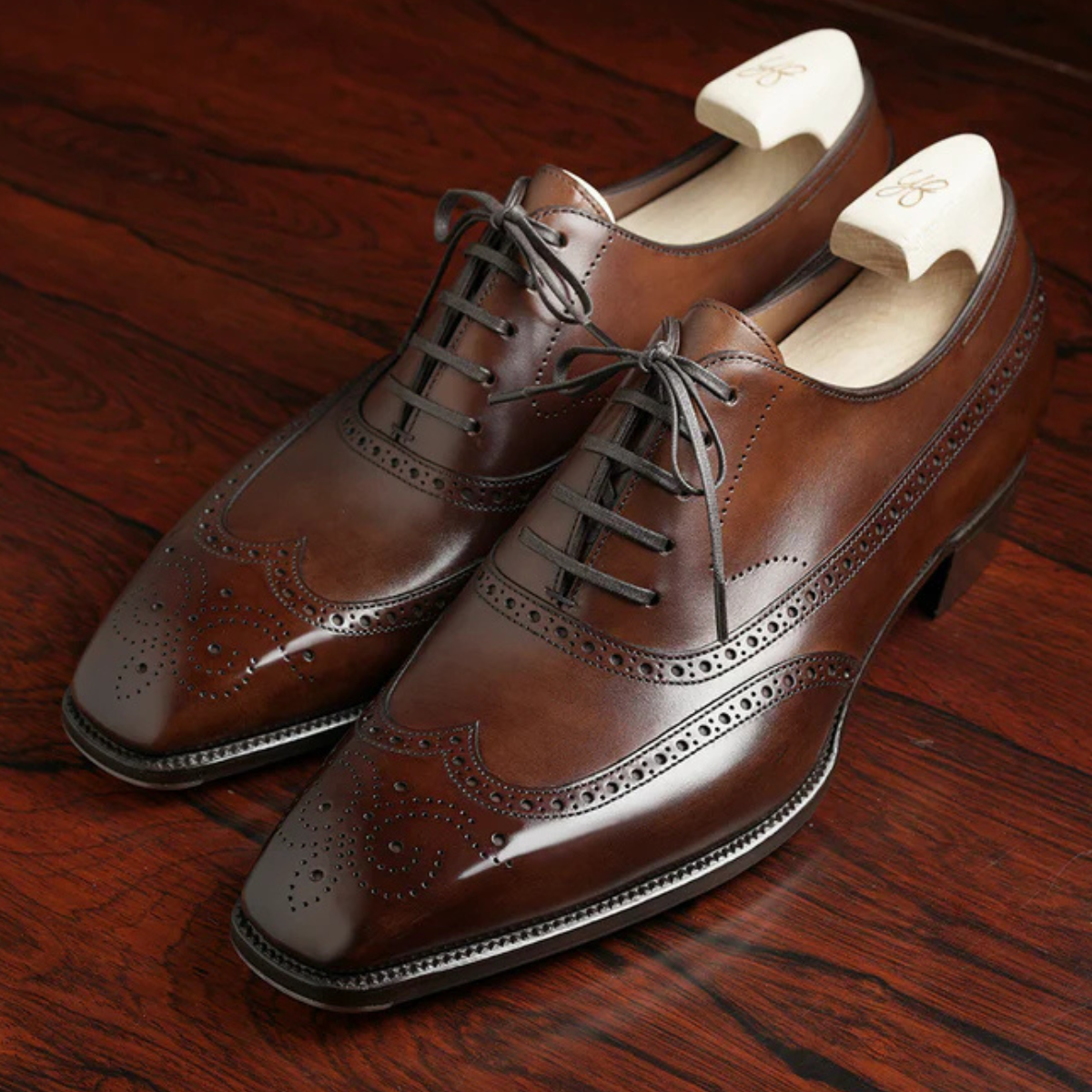 BLAKE | TAN BROGUE LACEUPS WITH TOE SHINE