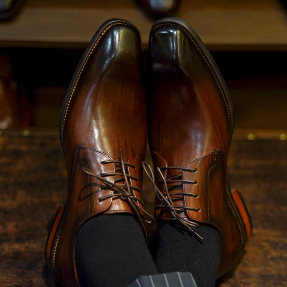 BROWN SQUARE TOE LACE UP DERBY