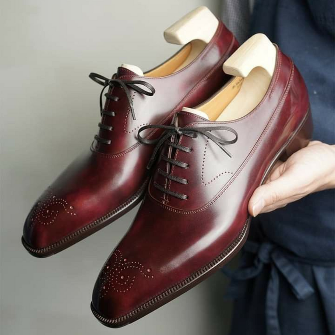 WINE LEATHER OXFORDS WITH FLAT LACES