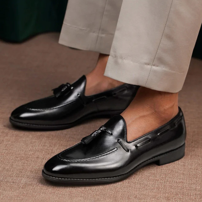 BLACK TASSEL PENNY LOAFER