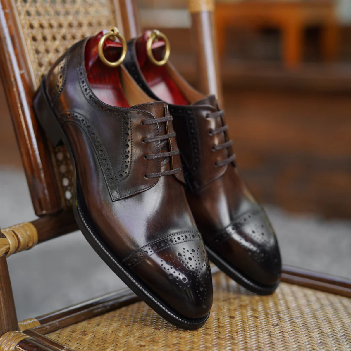 COFFEE BROWN HAND-PAINTED DERBY