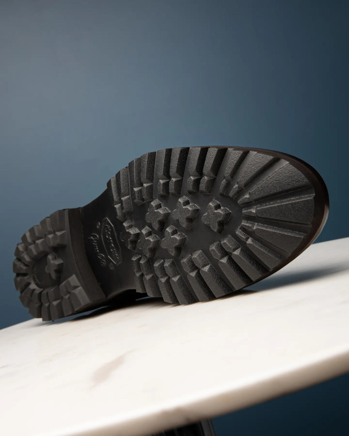 THE ANDRE - LIGHTWEIGHT SOLE ON BOX LEATHER