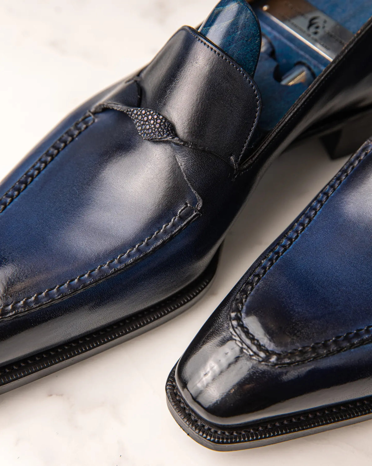 THE LEON - BLUE LOAFERS WITH MILLED TASSEL