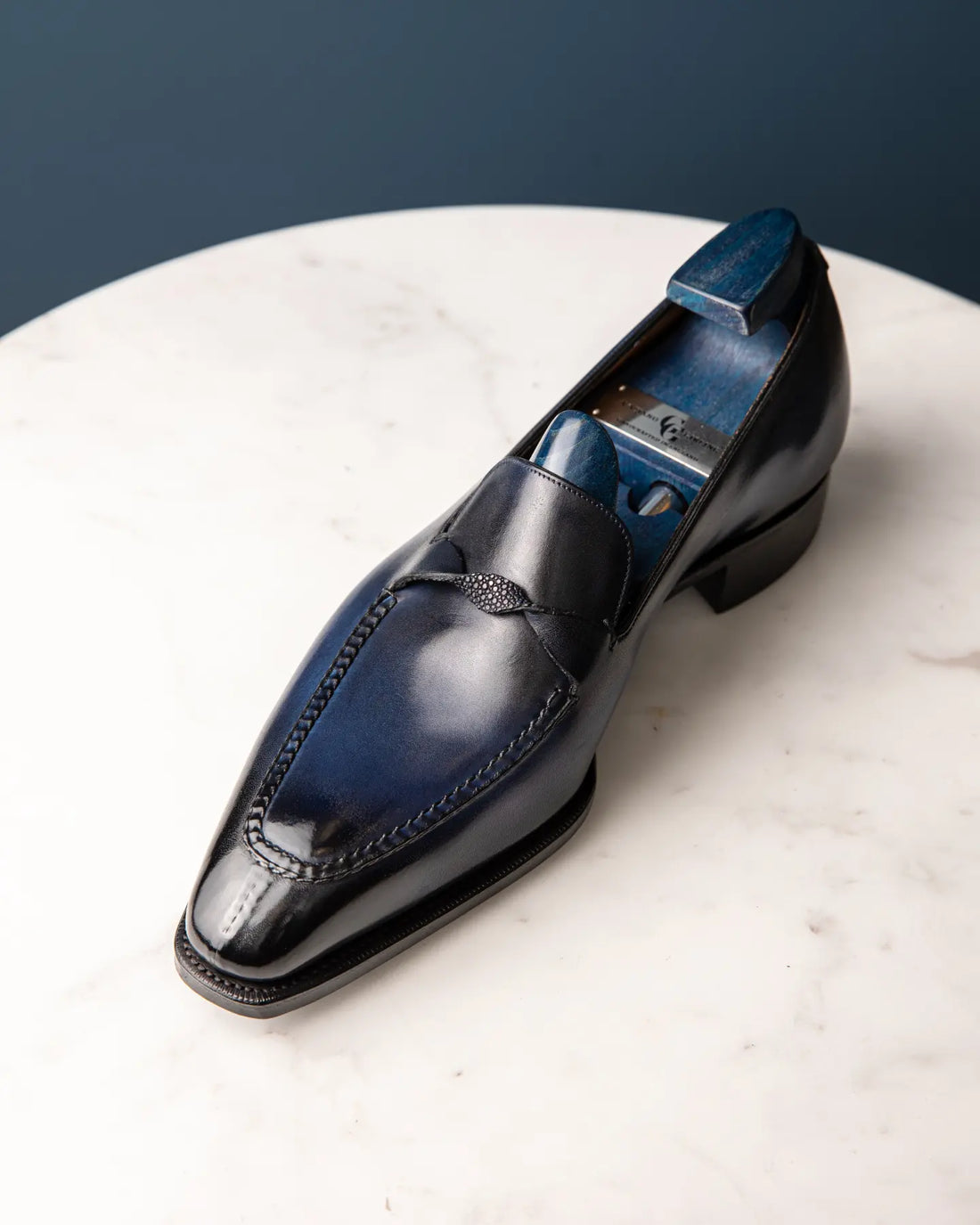 THE LEON - BLUE LOAFERS WITH MILLED TASSEL