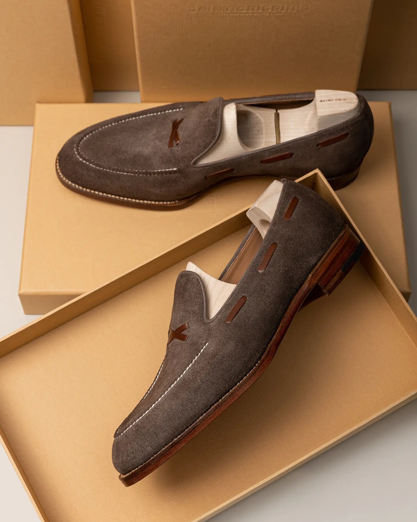 THE VICTOR - FAWN SUEDE WITH UNIQUE TASSEL