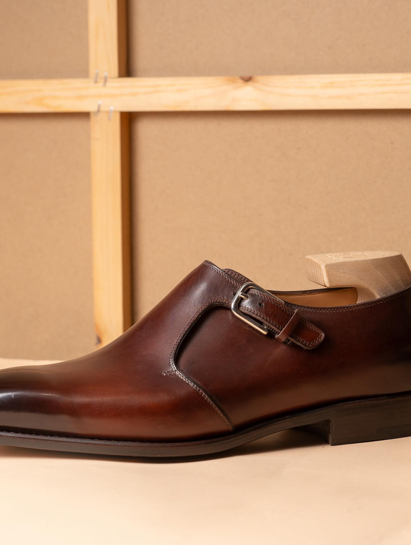 THE LAUREN - TABACCO BROWN ON FULL GRAIN LEATHER