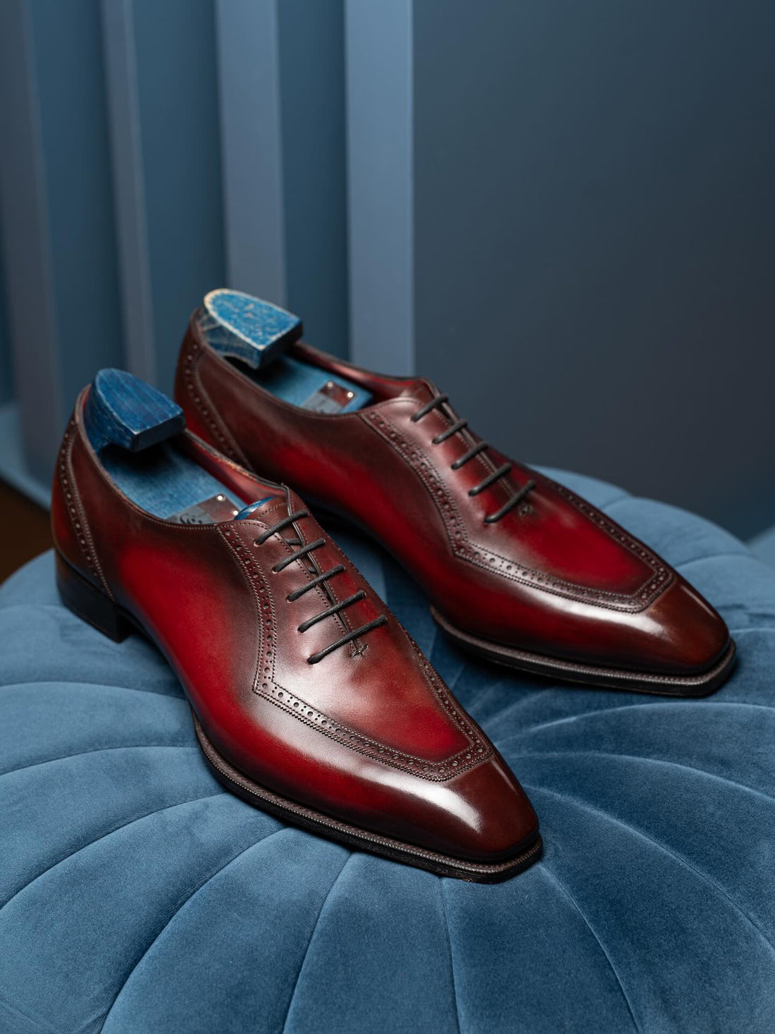 THE MARCEL - ANTIQUE BROWN ON CRUST LEATHER