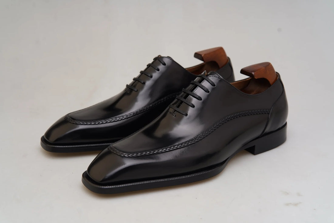 BLACK SMOOTH LEATHER OXFORD