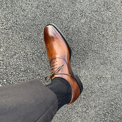 LUXURY WINGTIP OXFORD | TAN CRUST LEATHER