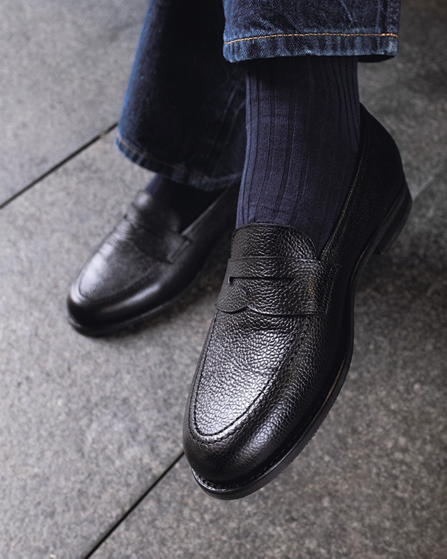 MAGNUS | BLACK CALF LATHER LOAFER